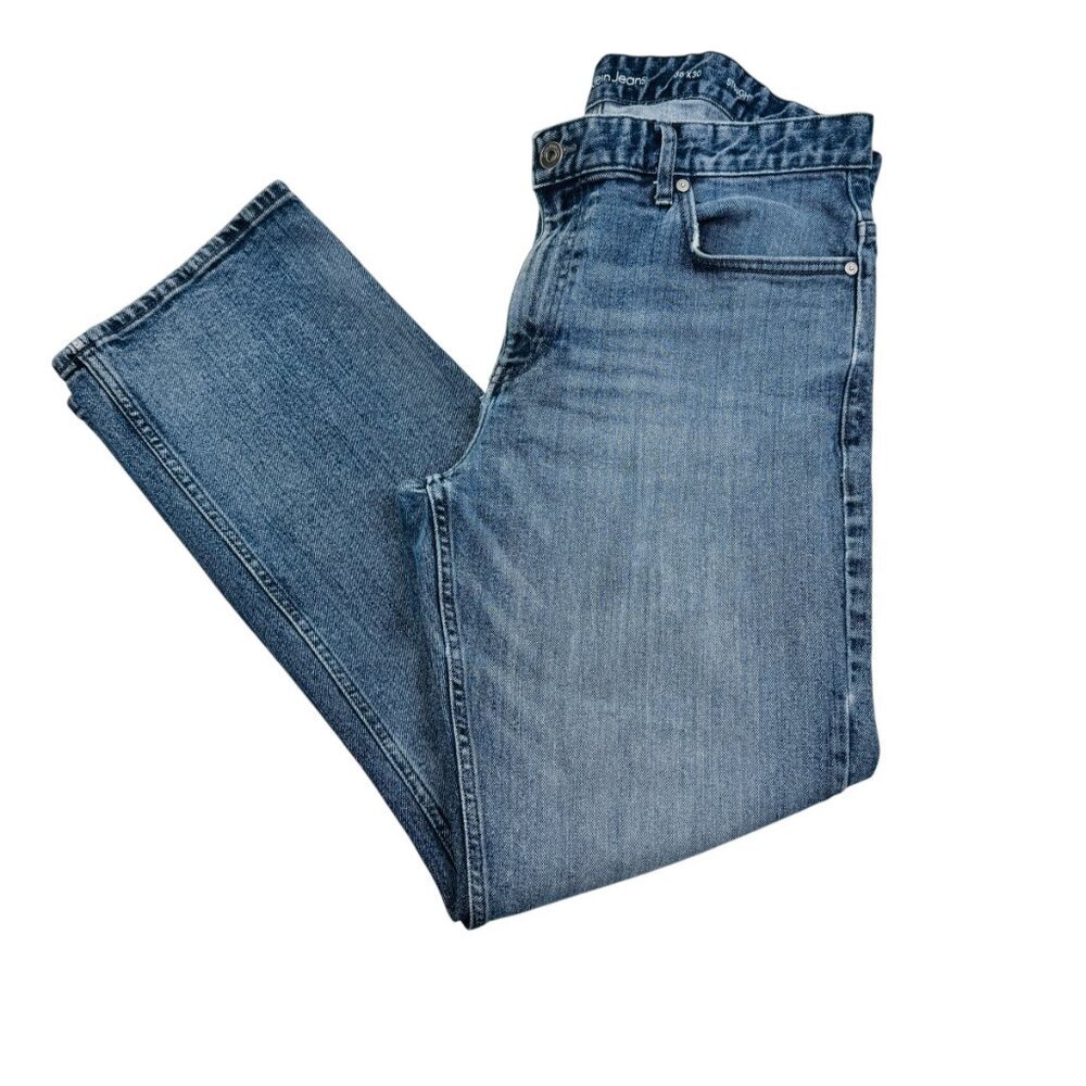 Calvin Klein Straight Medium Distressed Wash Jeans Men's Size 36/30